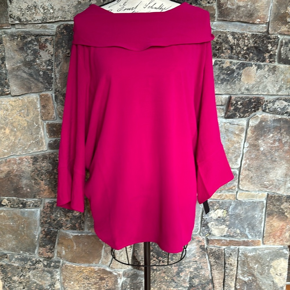 Magenta airflow tunic